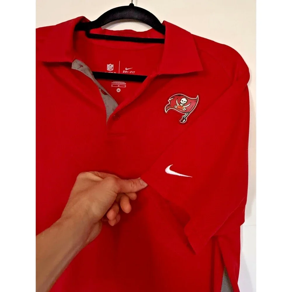 Nike Dri-FIT Tampa Bay Buccaneers Polo Shirt Mens Med Red NFL On Field Apparel